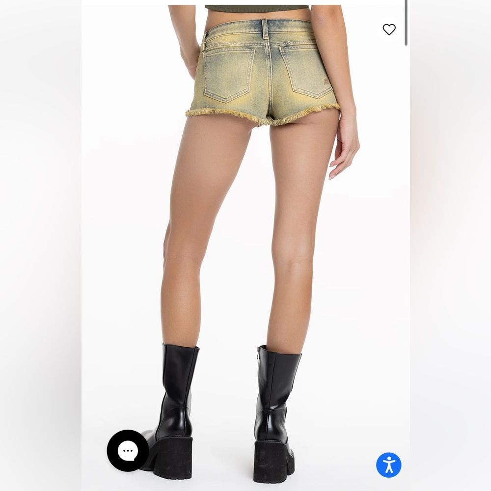 Miss Me Layla Low Rise Shorts - Picture 4 of 8